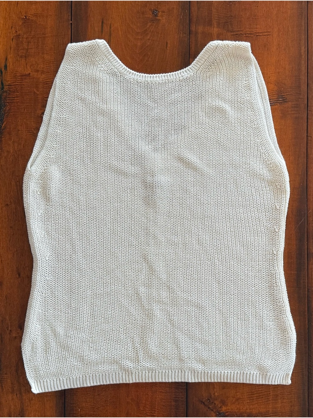 Mossimo Dutti Classic Women's V-Back Cream Knit Tank Top